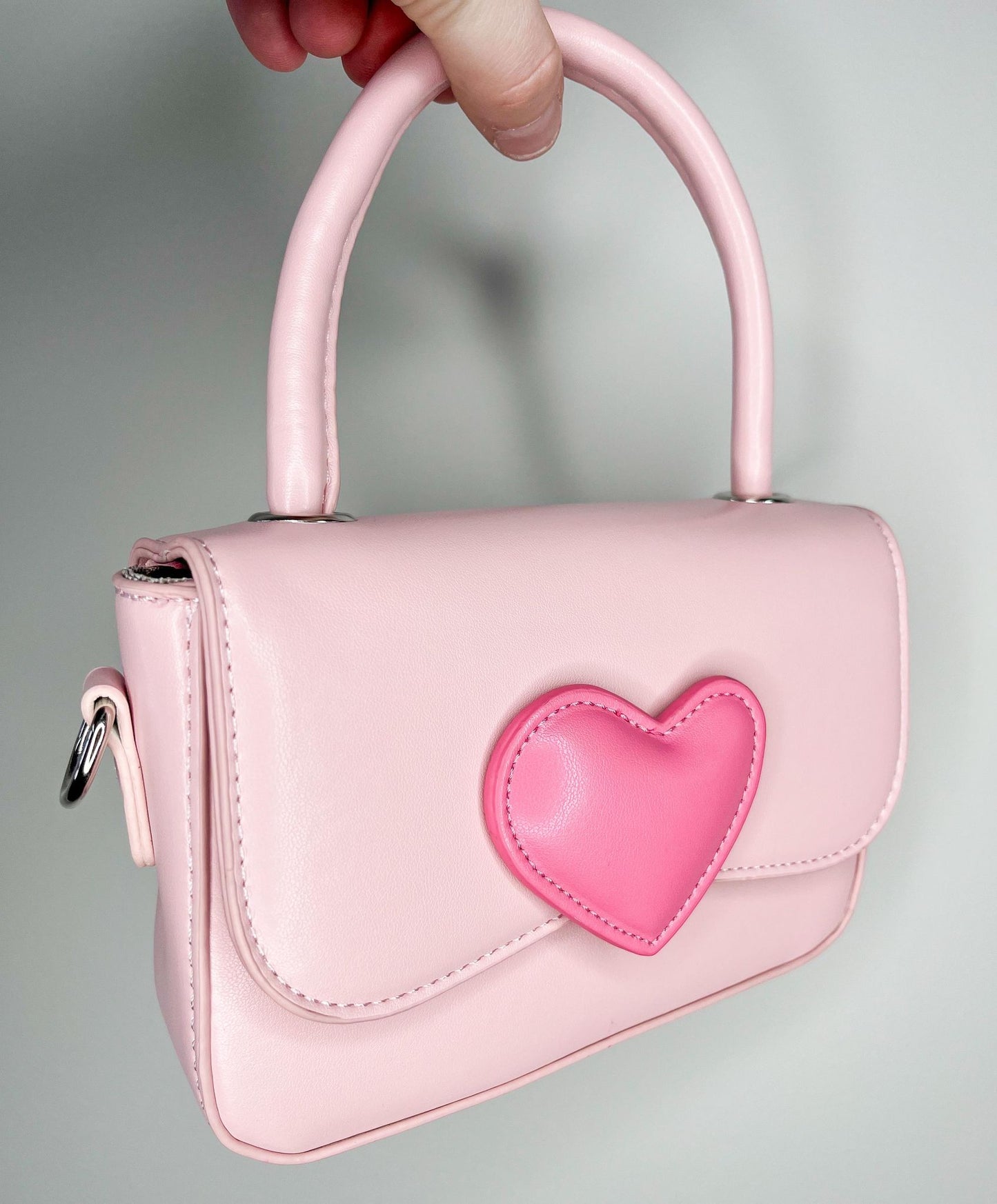 RTS: Vegan Leather Heart Clutch-
