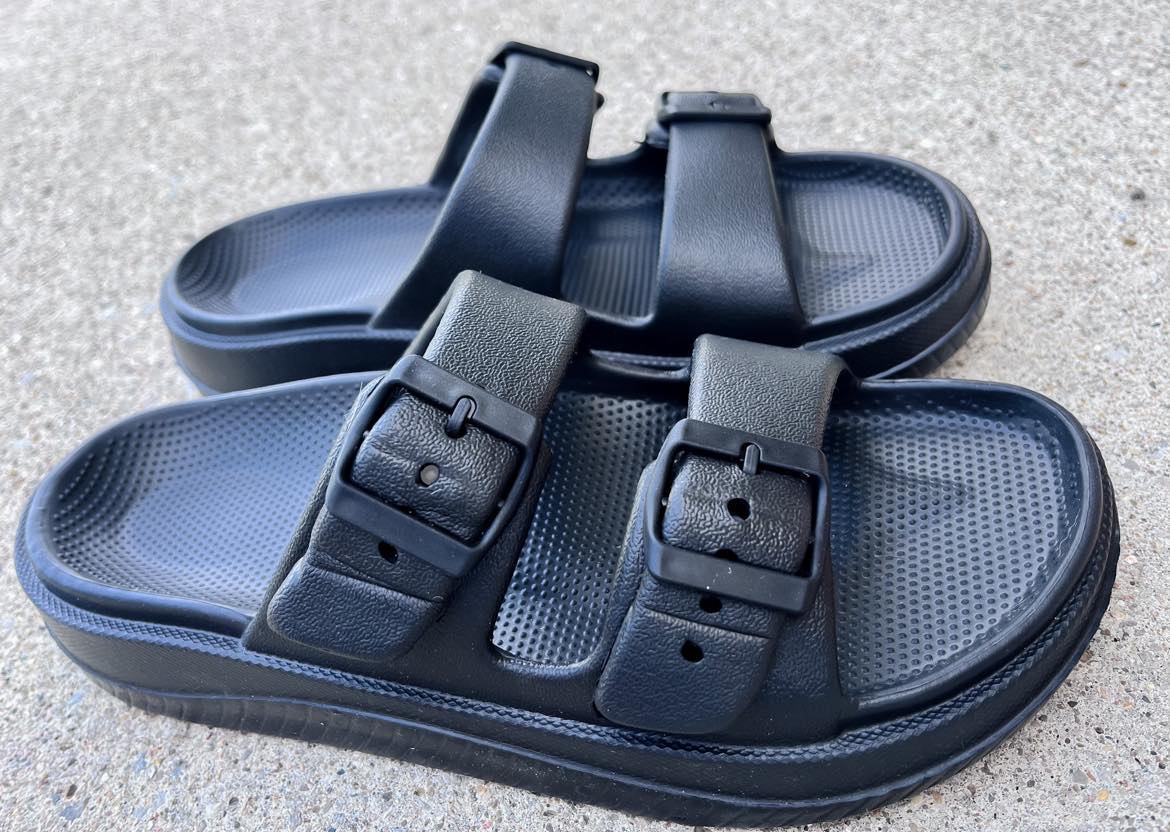 RTS: The Buckle Cloud Bead Cushion Sandal