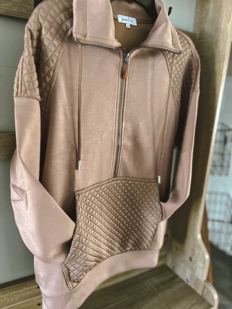 RTS: FOREVER3AM BRANDED QUINN QUILTED HALF ZIP PULLOVERS-
