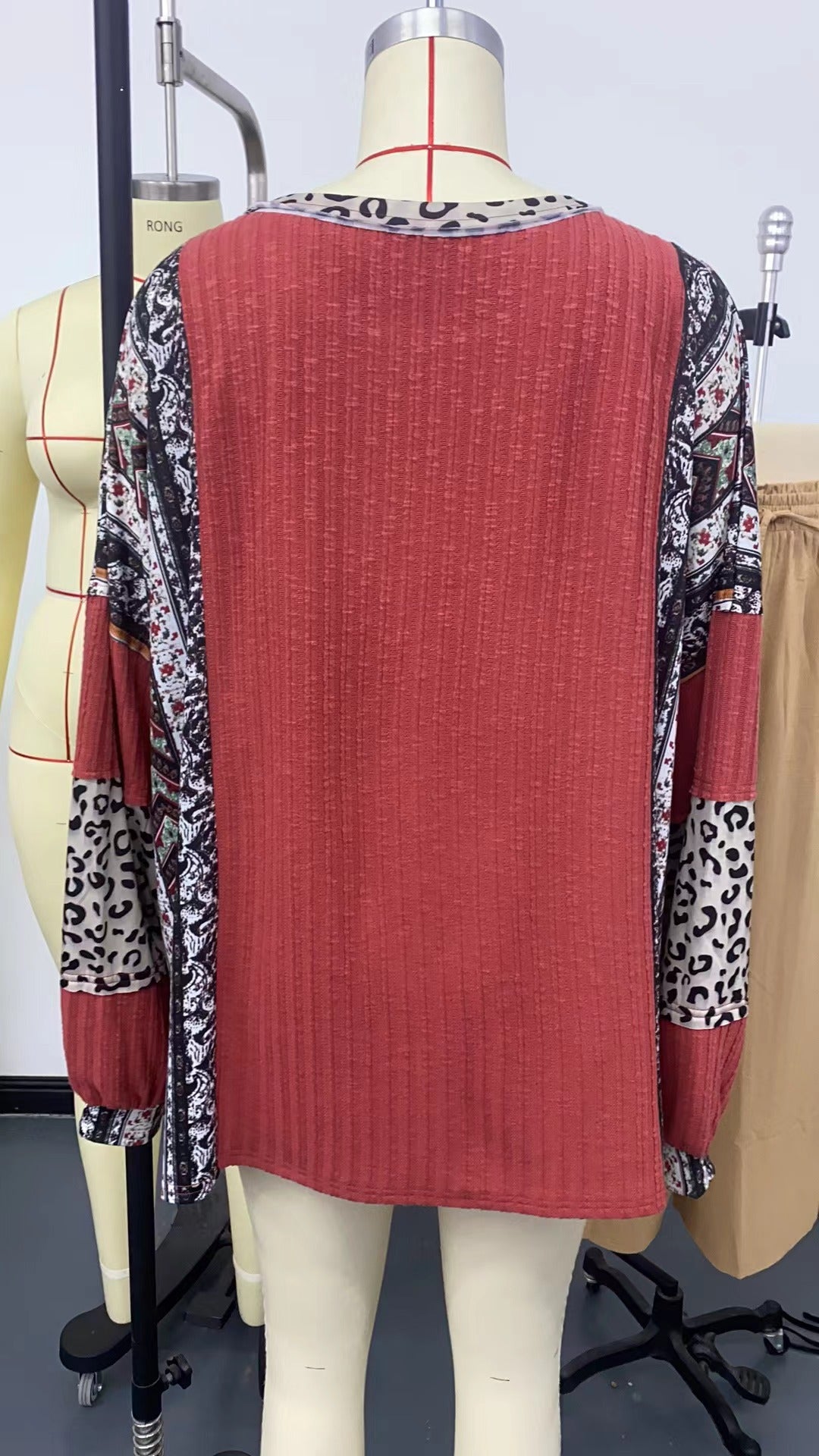 PREORDER: Wells Women's Top 9.22.25