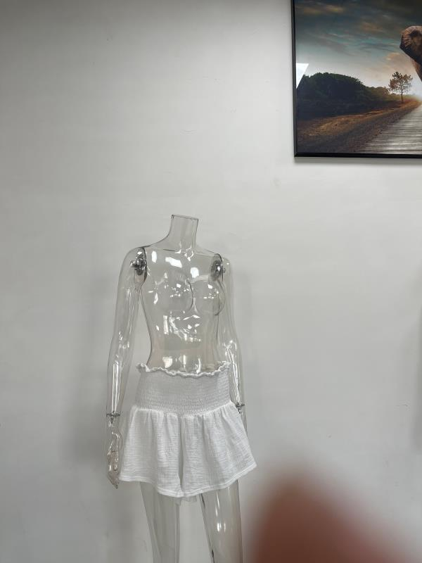 RTS: The Estee Gauze and Smocked Shorts