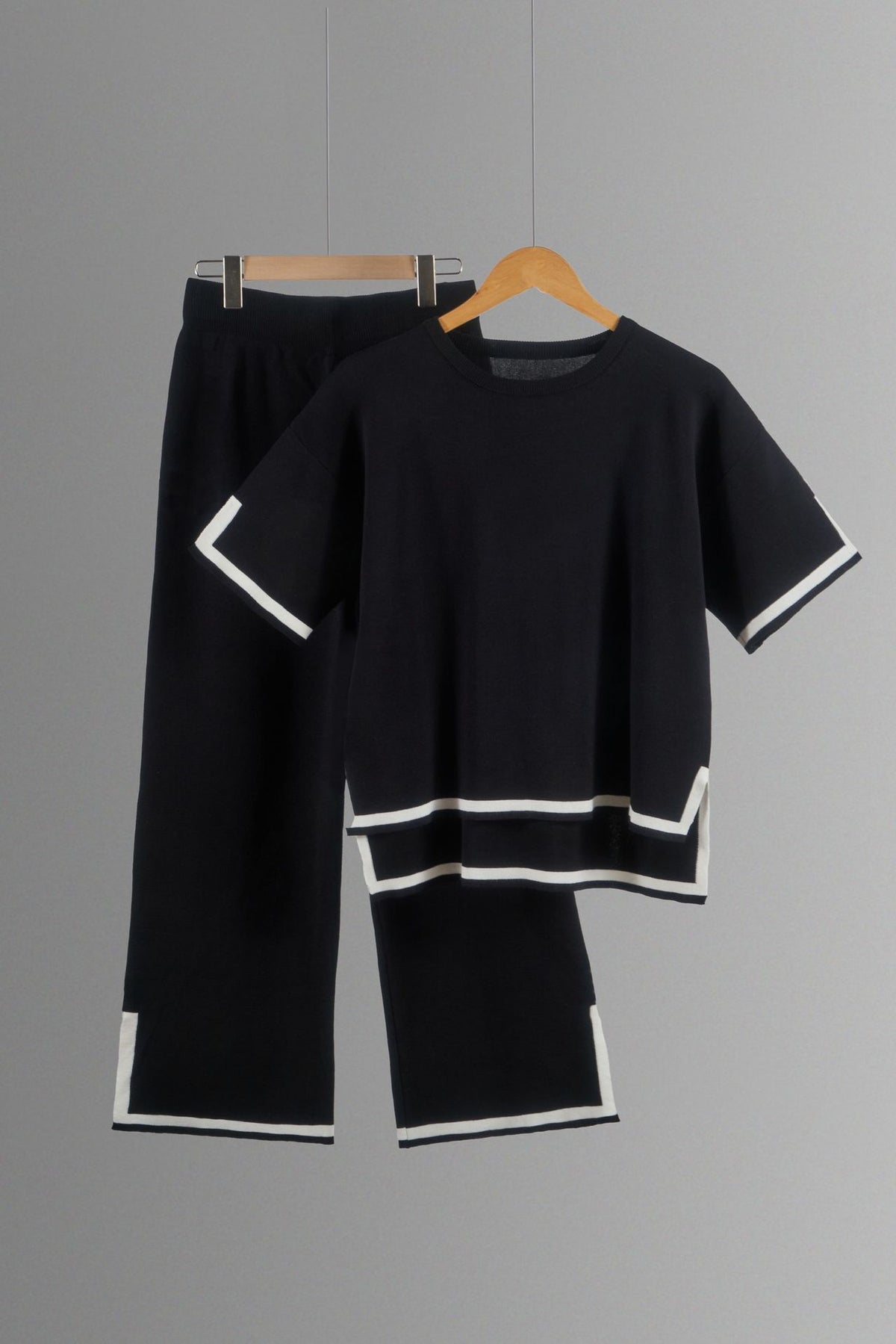 PREORDER: The Wren Contrast Knit Set 9.14.26