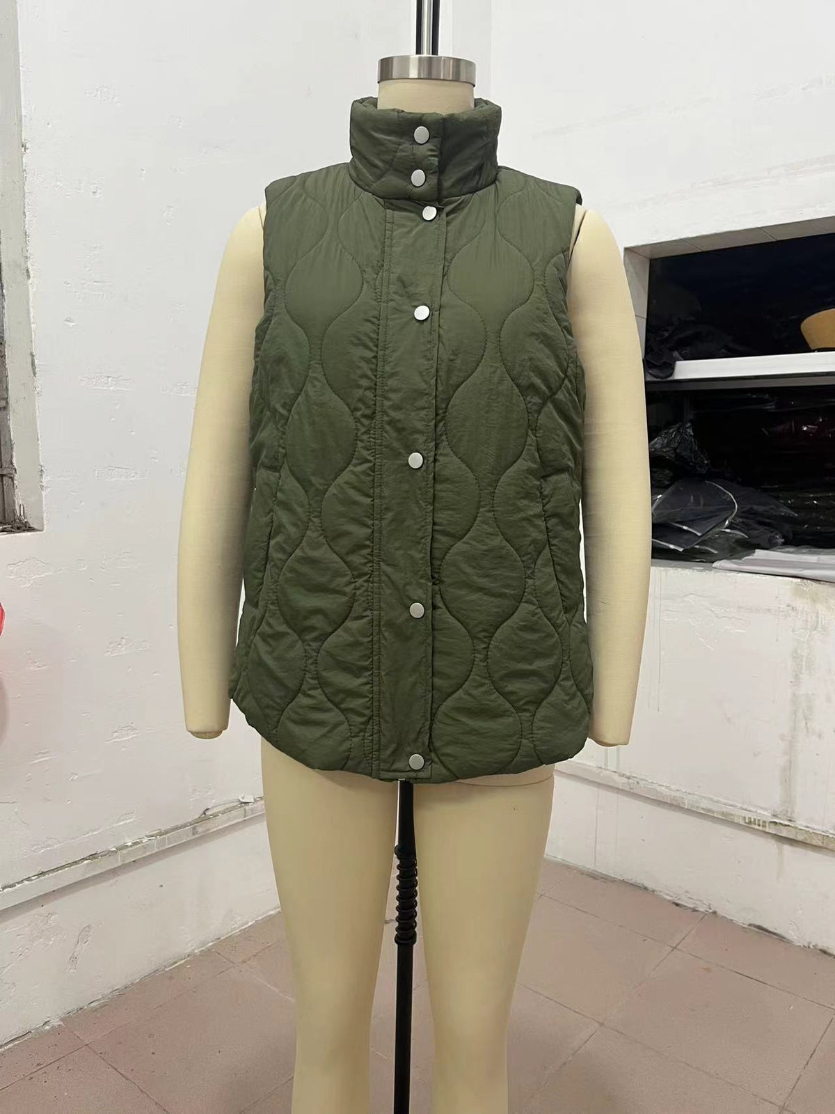 PREORDER: The Lennox Quilted Vest 10.19.26