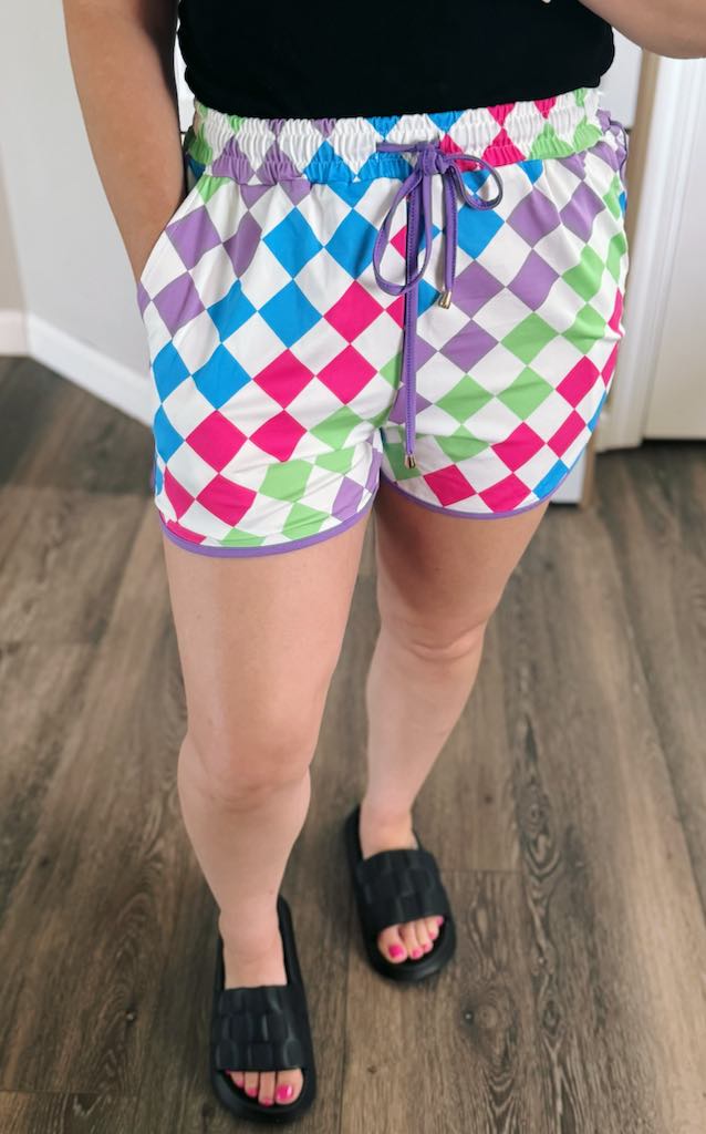 rts: colorful checker pocket shorts