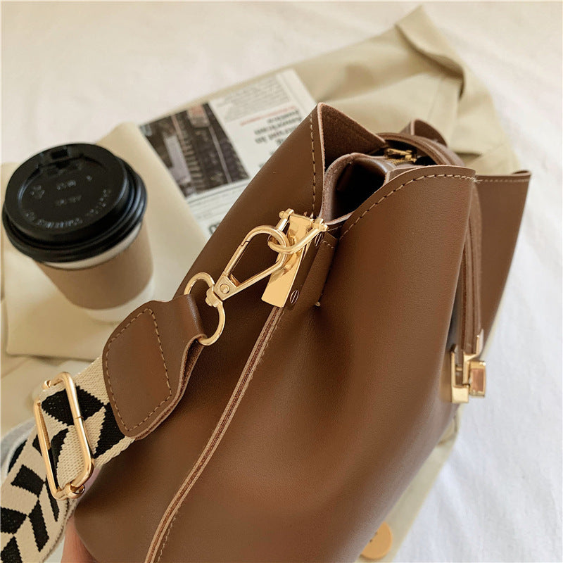 PREORDER: Tay Mini Bucket purse 9.22.25 osym