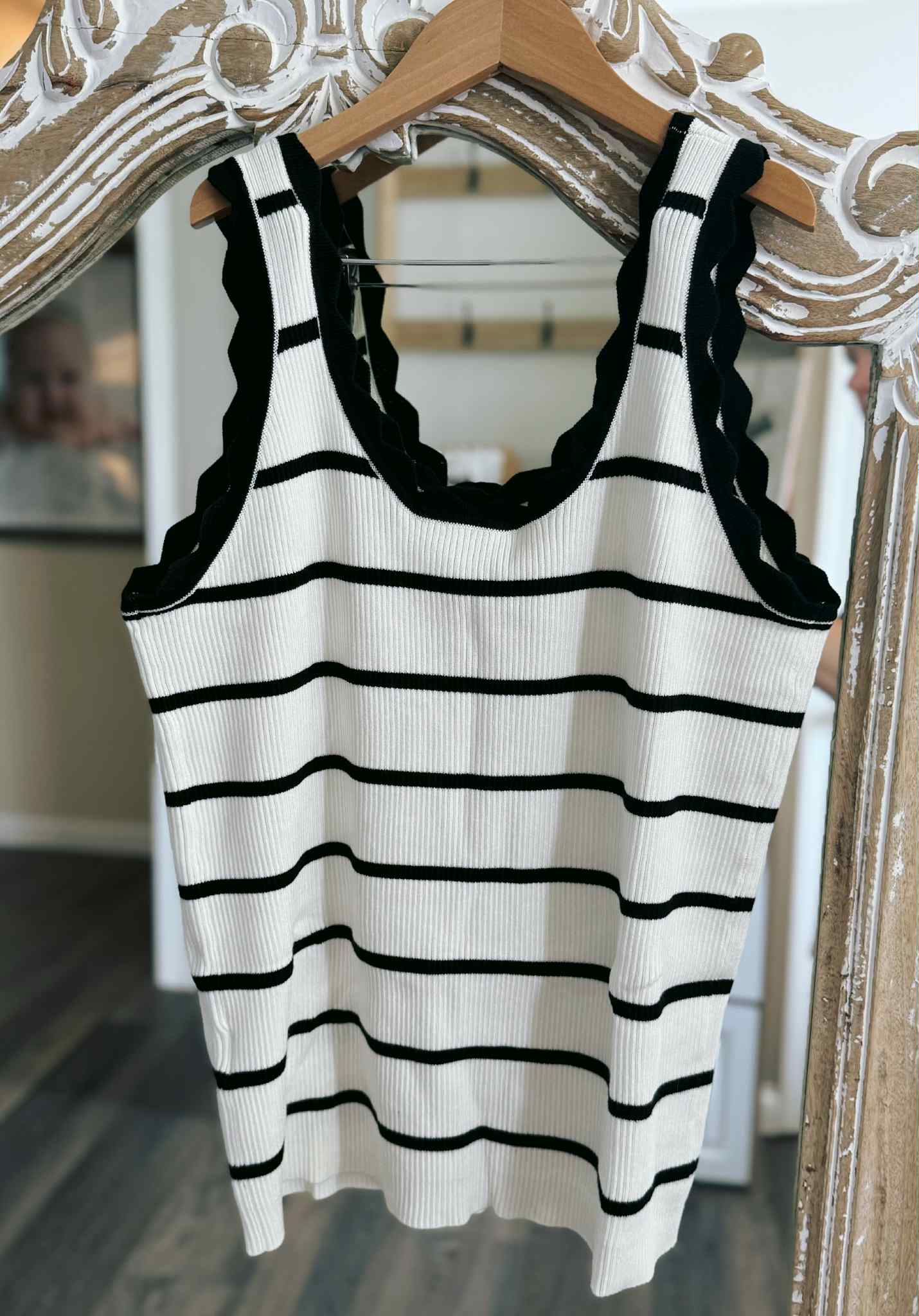 RTS: Knit scalloped tank