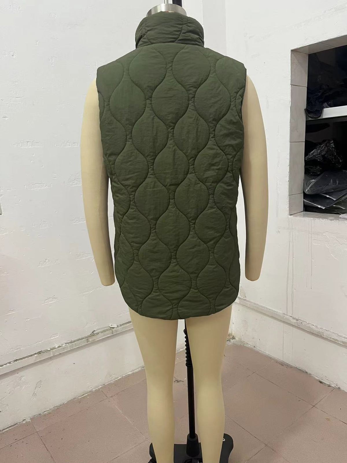PREORDER: The Lennox Quilted Vest 10.19.26
