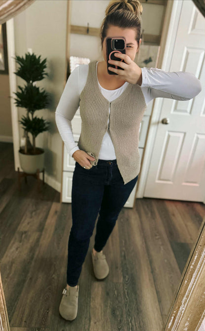 RTS: ZENANA Hood Eye Sweater Layering Vest