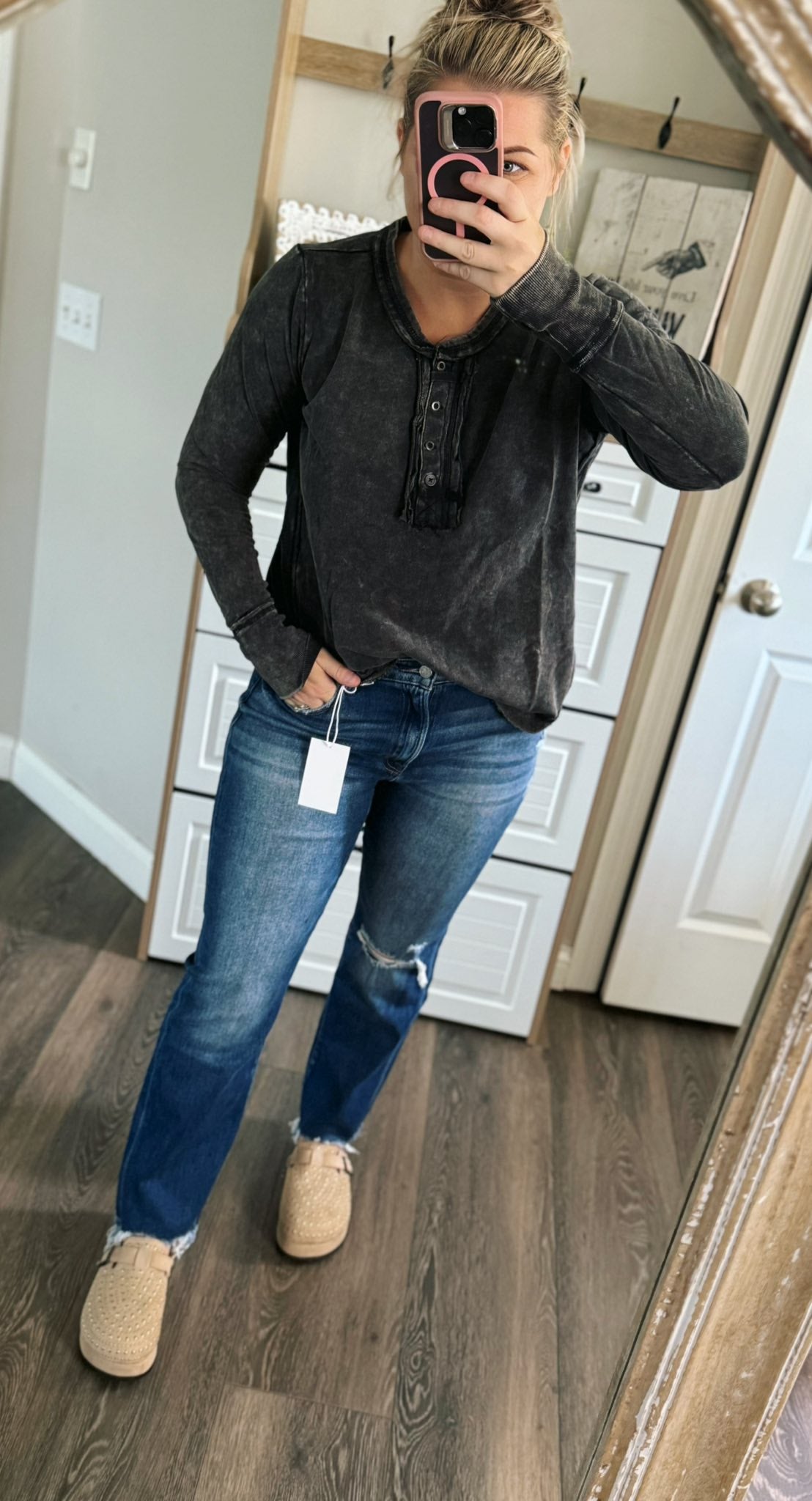 rts: zenana mineral washed longsleeve (black)