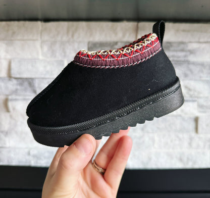 RTS: Kid's Clog slides