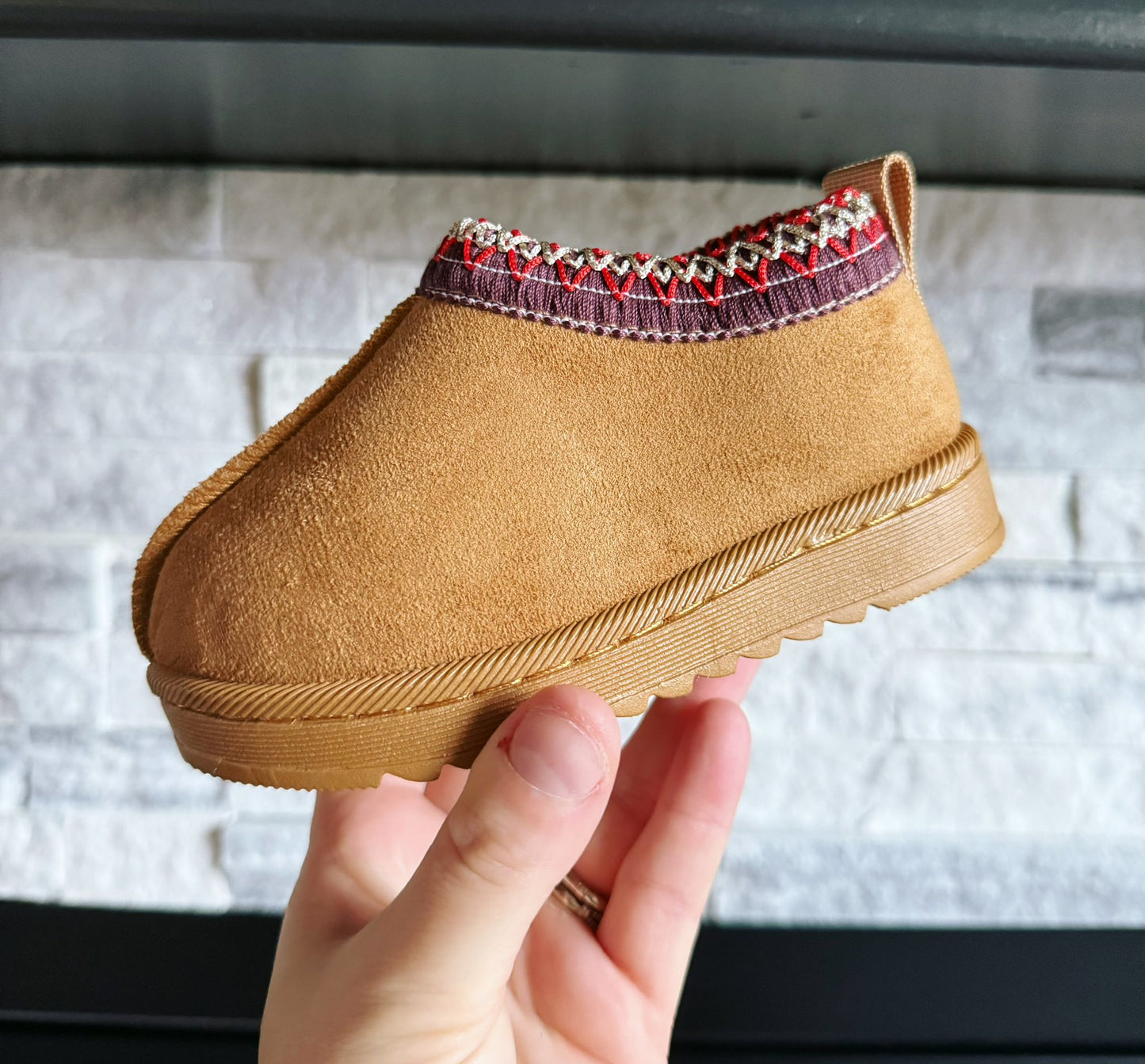 RTS: Kid's Clog slides