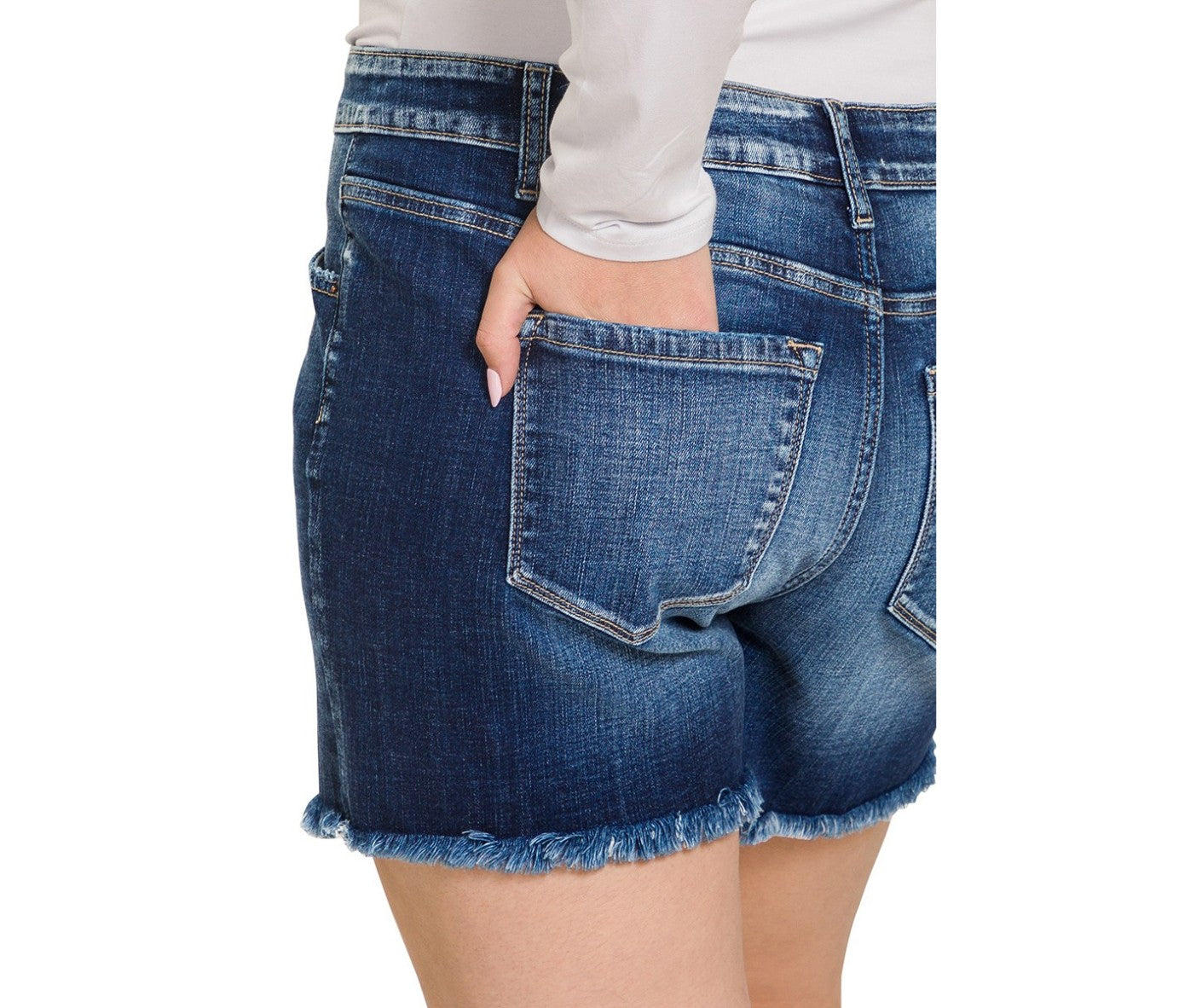 PREORDER: Zenana mid rise frayed hem denim shorts 2.16.26
