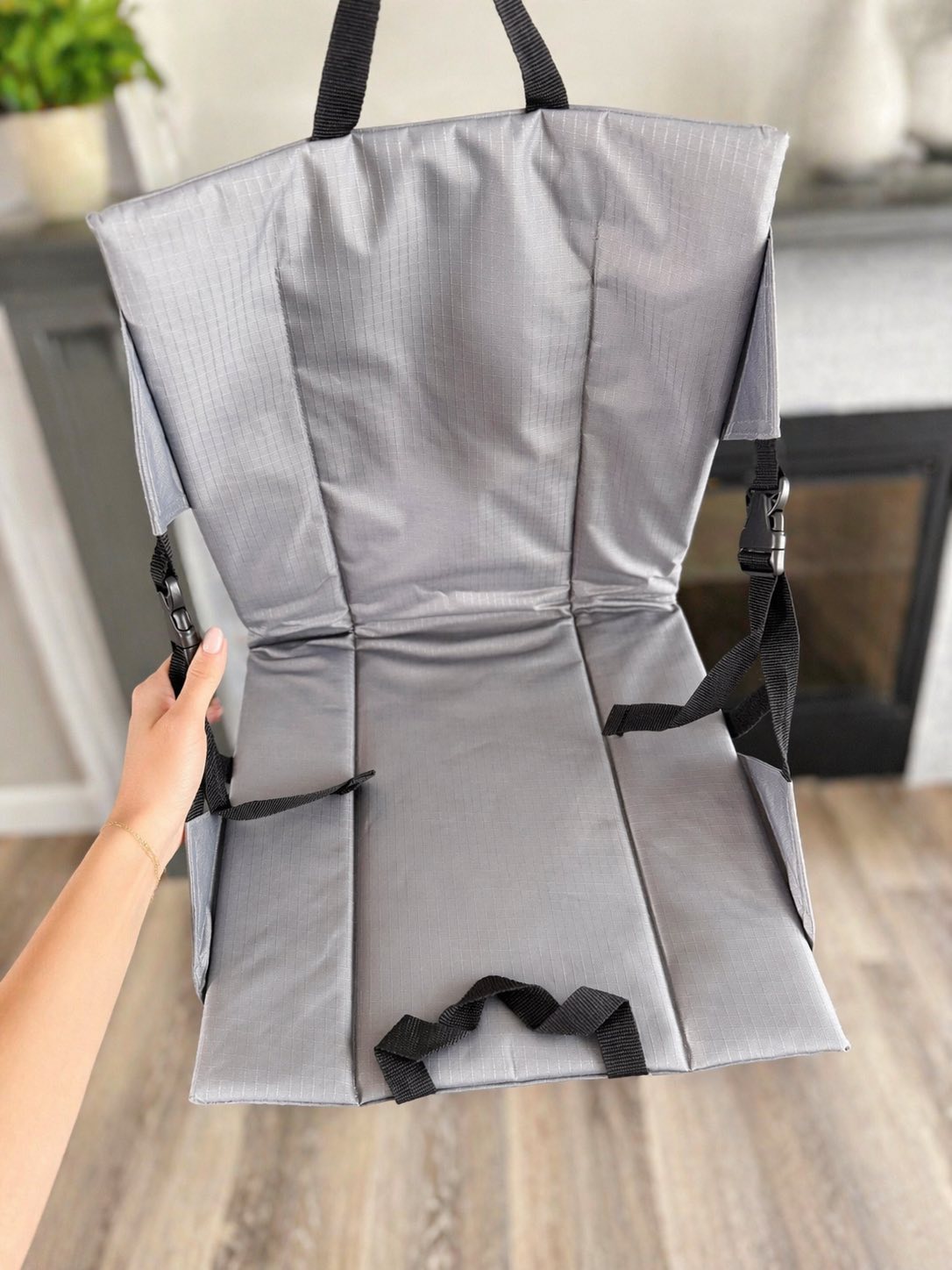 PREORDER: Custom Seats RERUN 5.11.26 osym