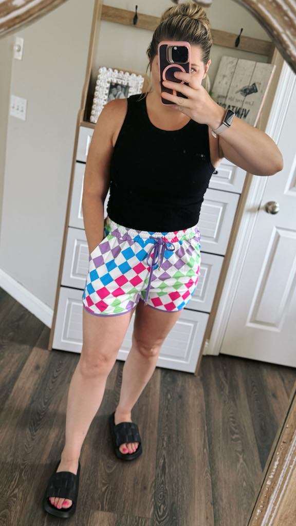 rts: colorful checker pocket shorts