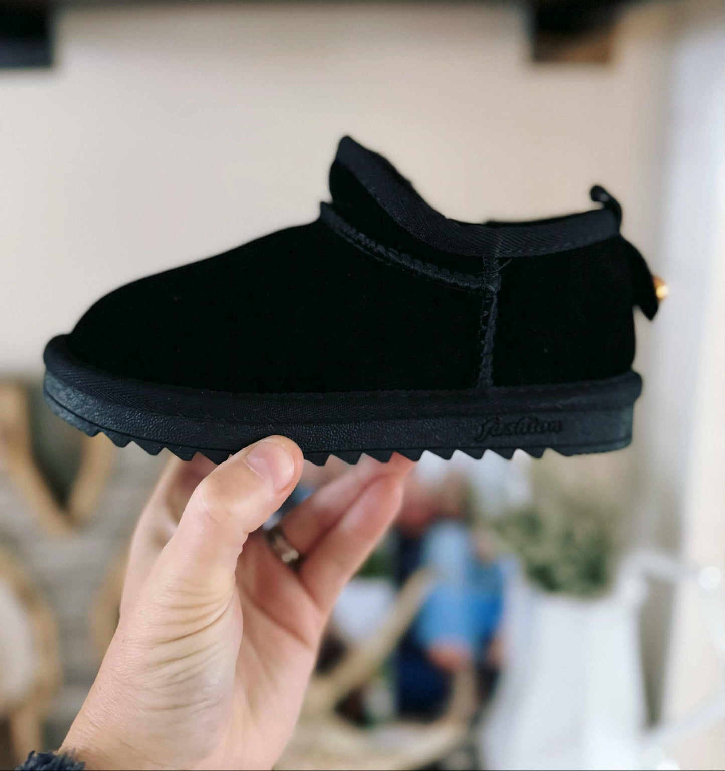 PREORDER: Faux Fur and Suede Mini Shortie Boots (SIZES 5.5-13) BESTSELLER 1.19.26