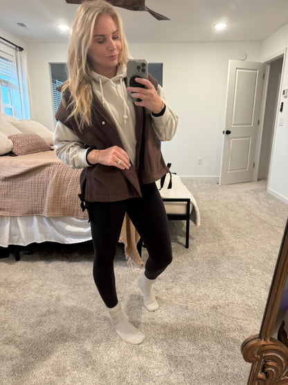 PREORDER: Wrenlee Fleece Vest RERUN 9.21.26