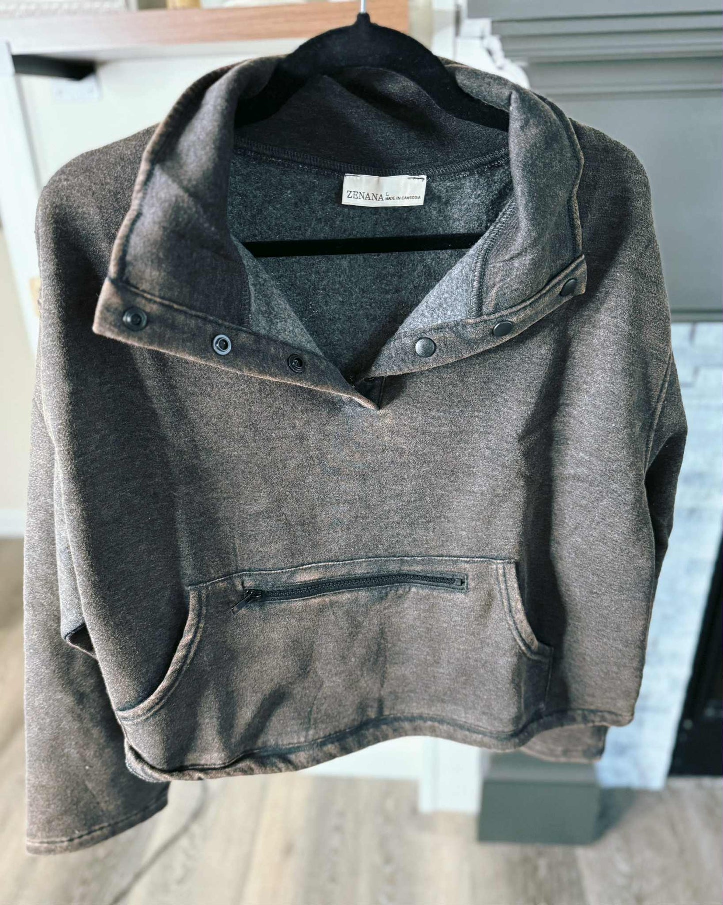 rts: zenana snap pullovers