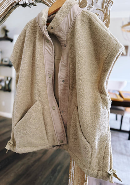 PREORDER: Wrenlee Fleece Vest RERUN 9.21.26