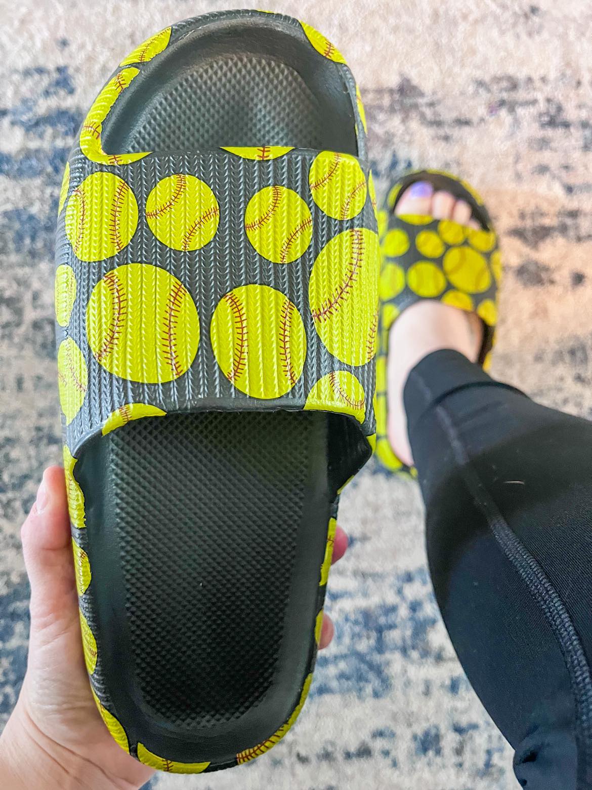 PREORDER: EVA Slides 6.1.26 osym