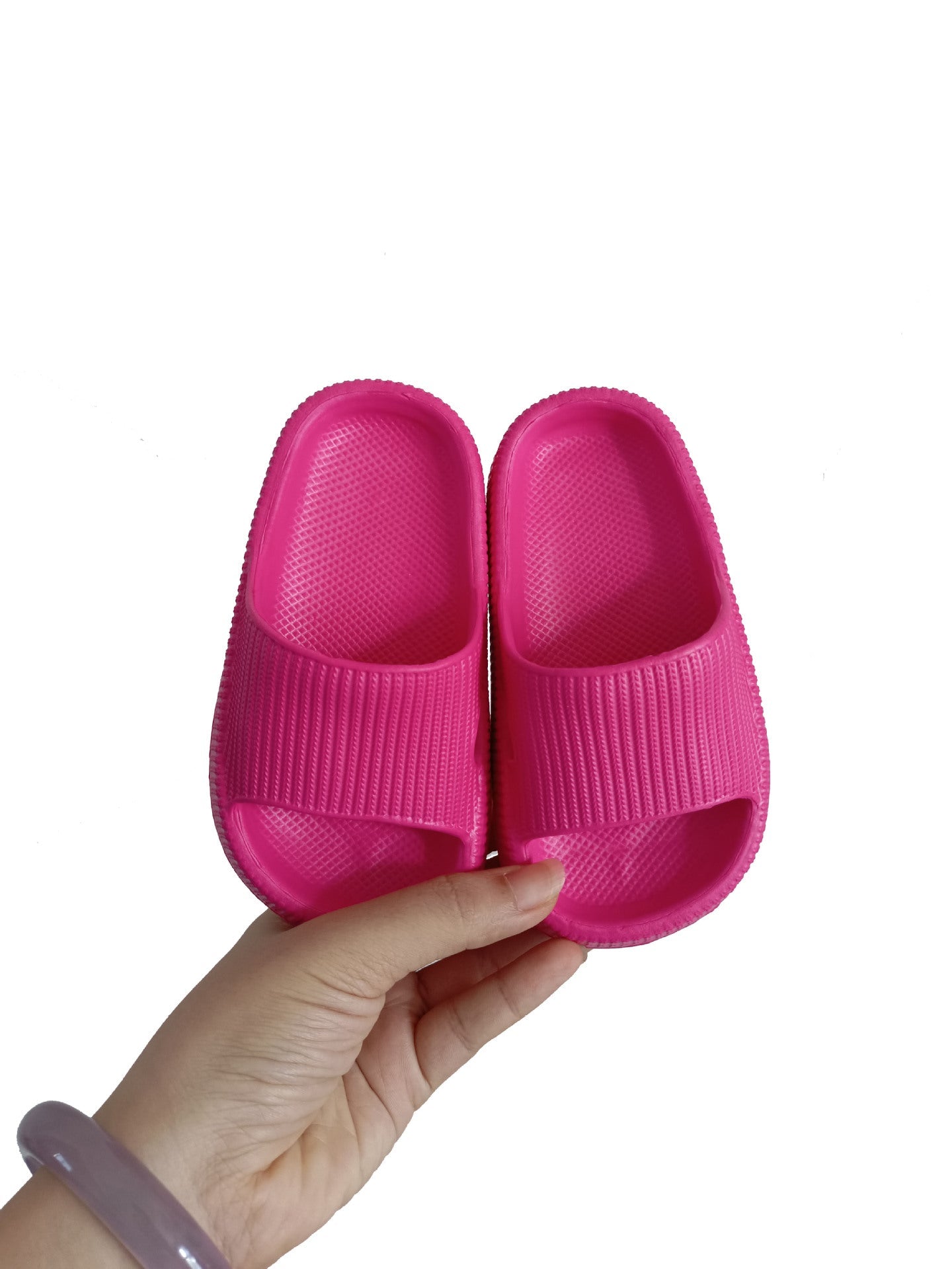 PREORDER: EVA Slides 6.1.26 osym