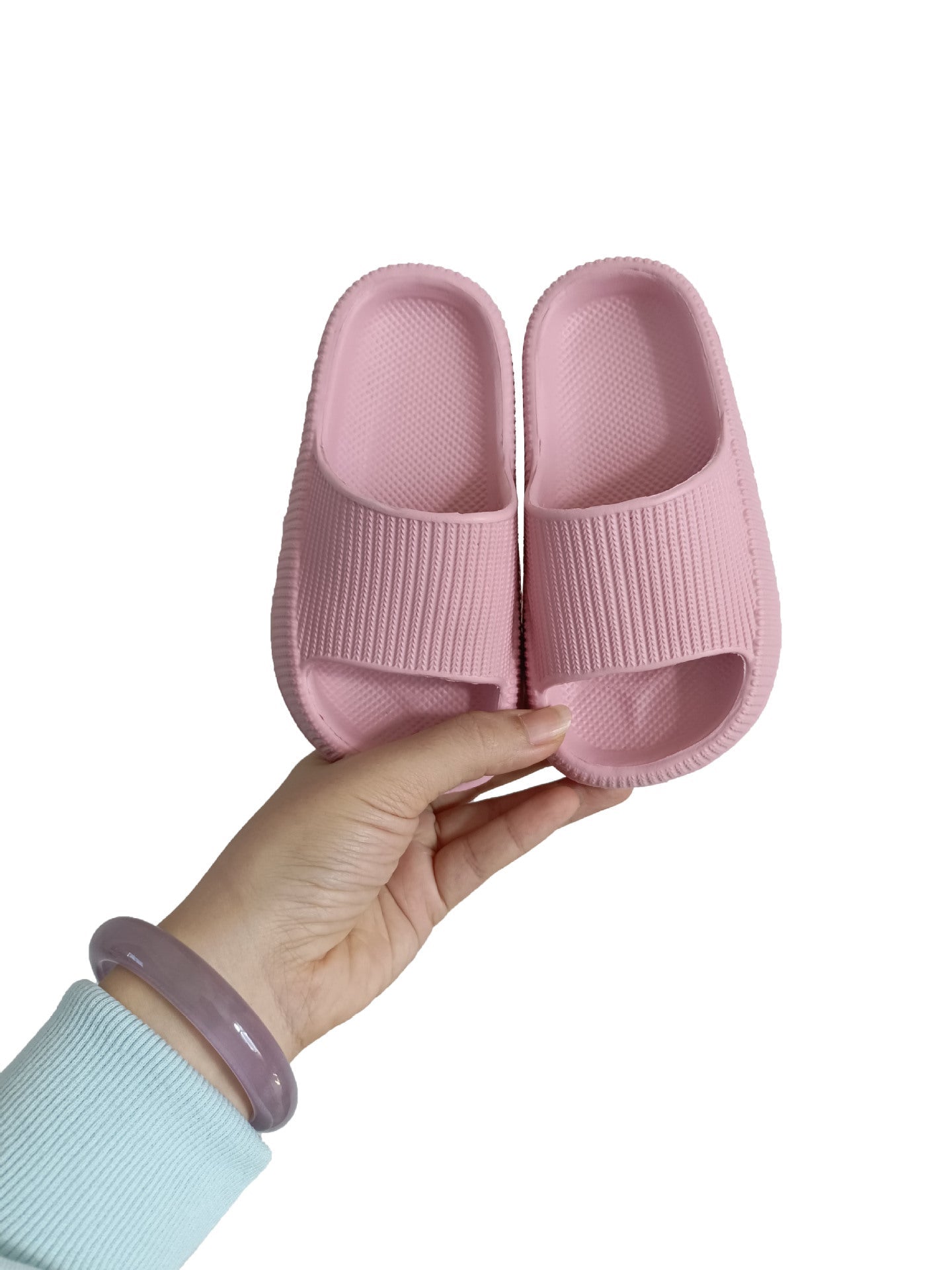 PREORDER: EVA Slides 6.1.26 osym