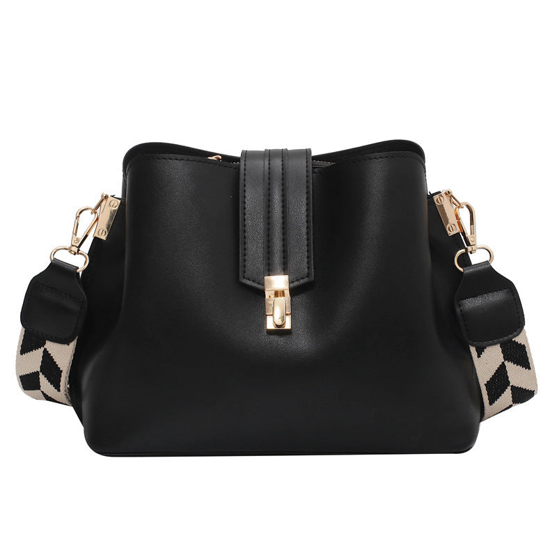 PREORDER: Tay Mini Bucket purse 9.22.25 osym