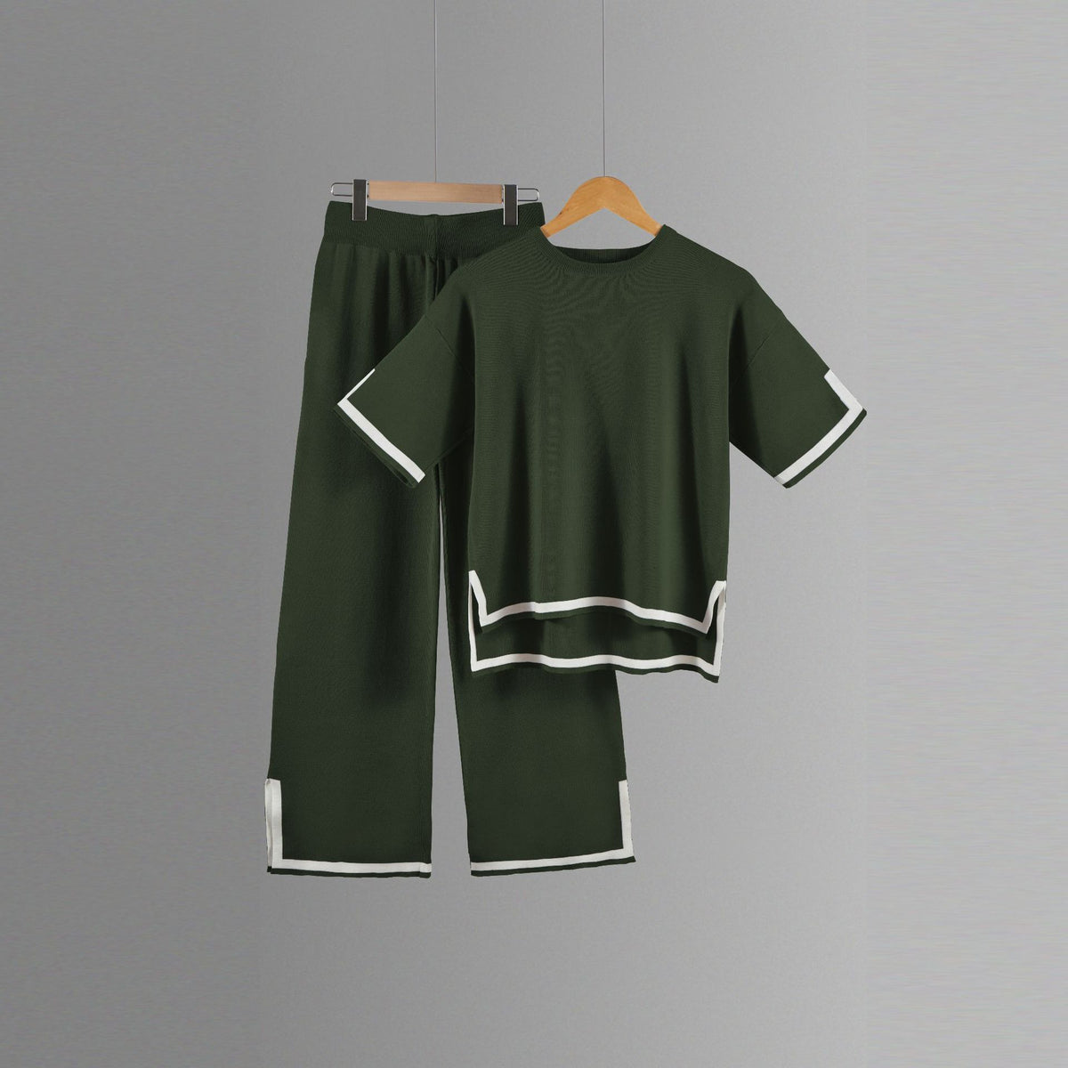 PREORDER: The Wren Contrast Knit Set 9.14.26