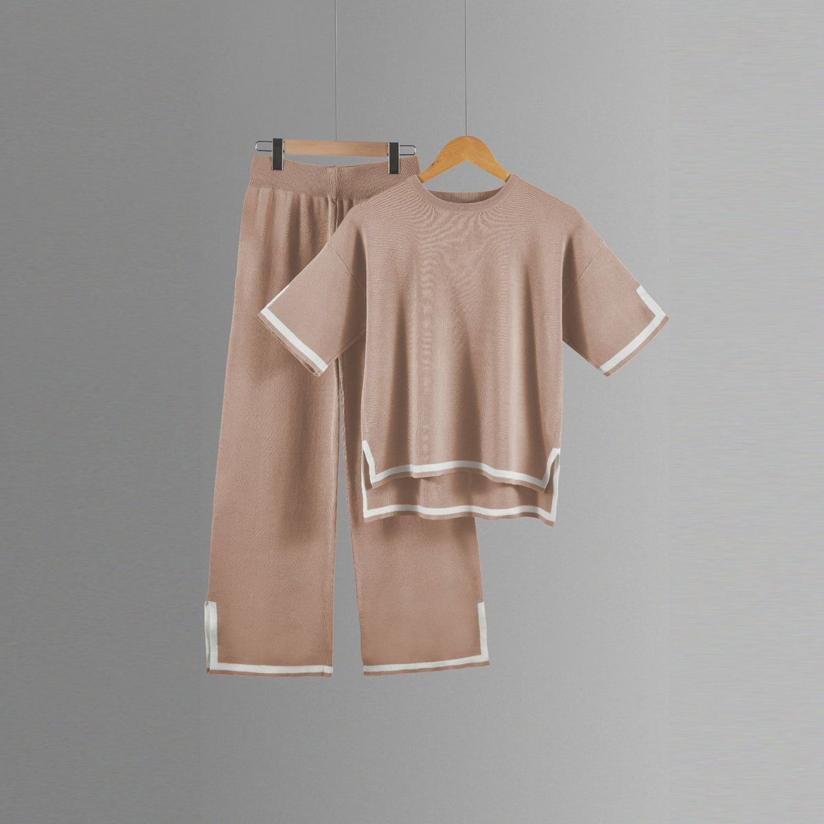 PREORDER: The Wren Contrast Knit Set 9.14.26
