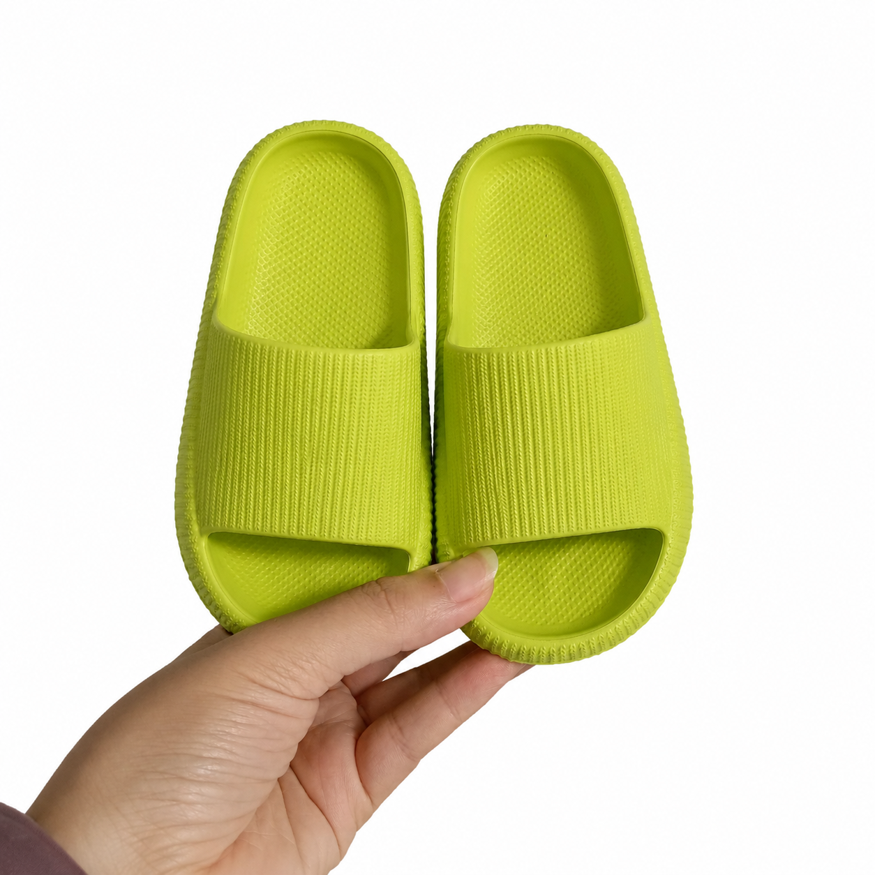 PREORDER: EVA Slides 6.1.26 osym