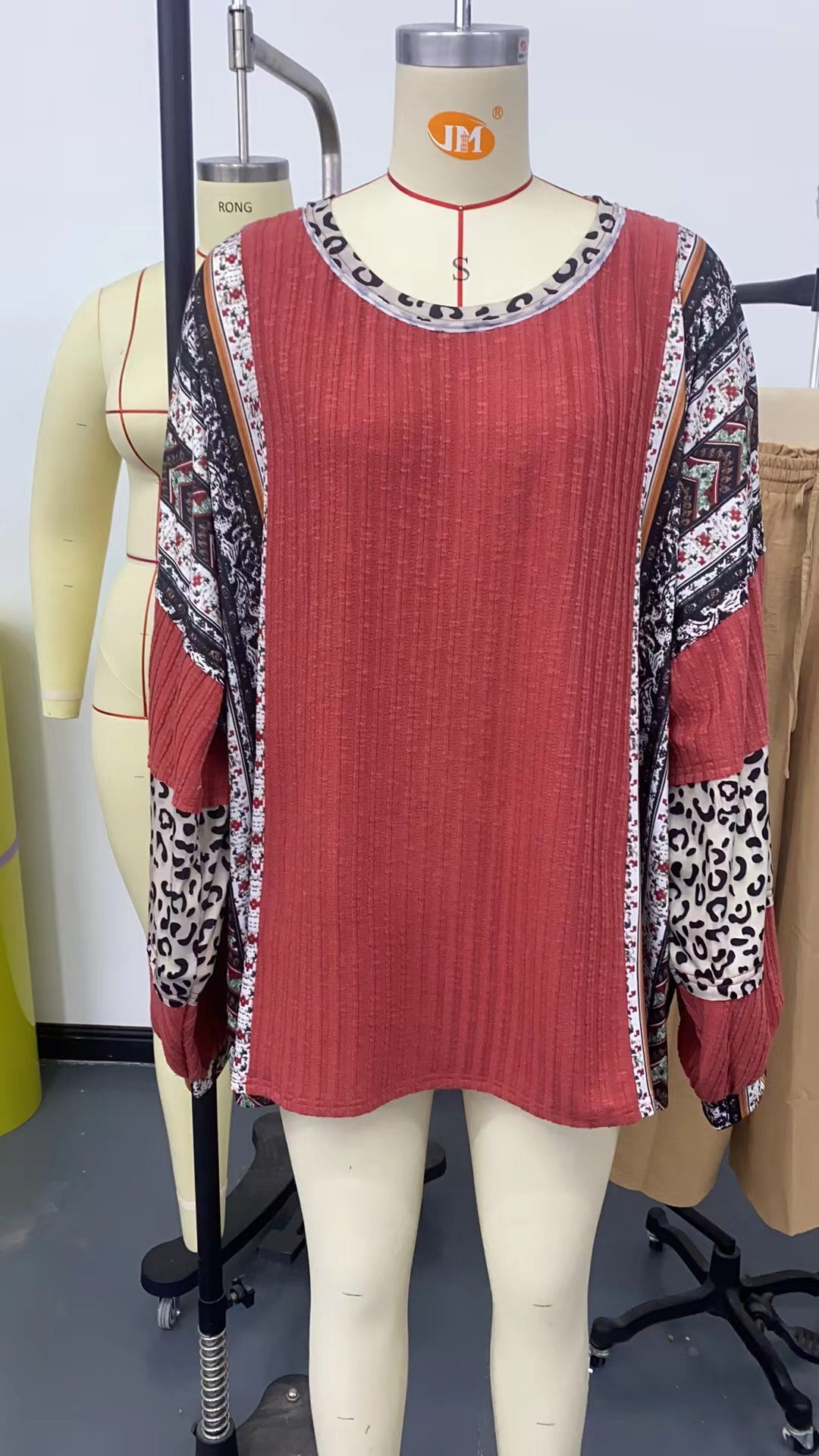 PREORDER: Wells Women's Top 9.22.25