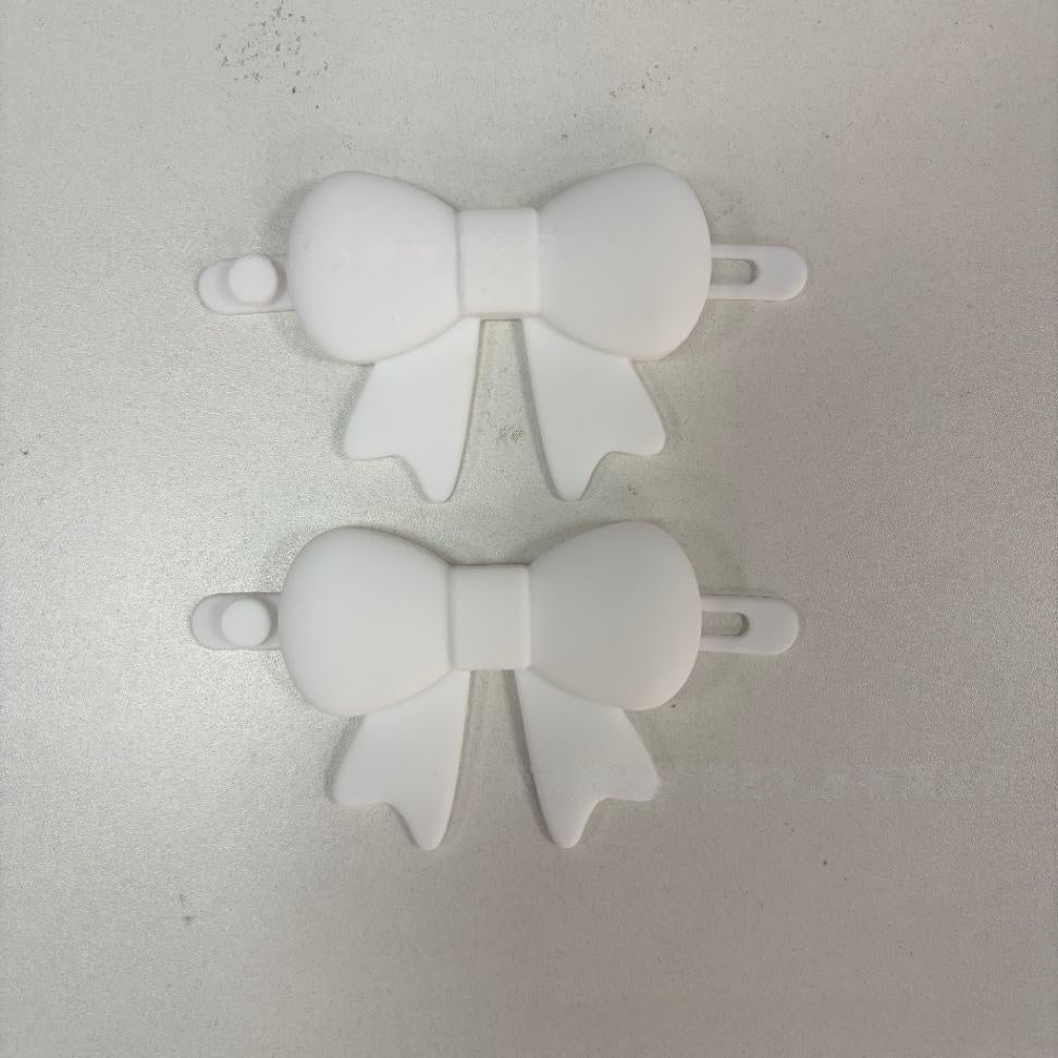 PREORDER: Bow Handle Clips 5.11.26