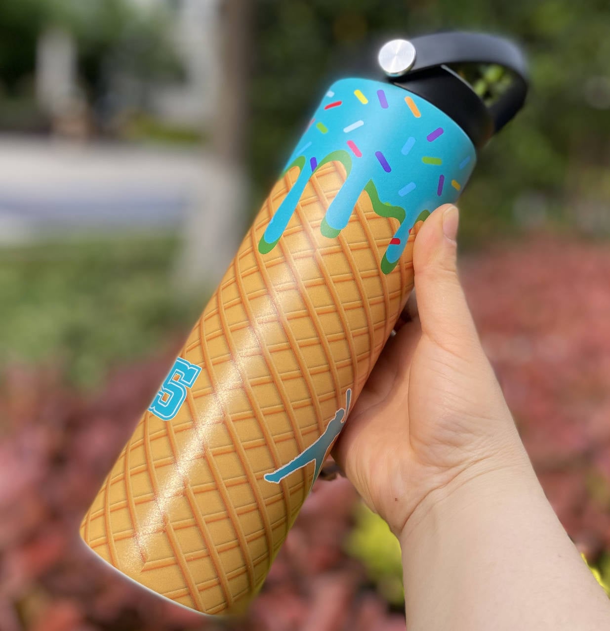 PREORDER: 20 oz YOUR SEAMLESS Bottle 3.9.26 osym