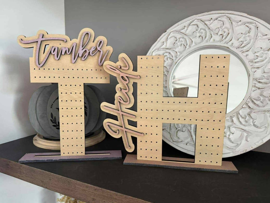PREORDER: Personalized Name Wood Earring Holder 1.19.26 osym