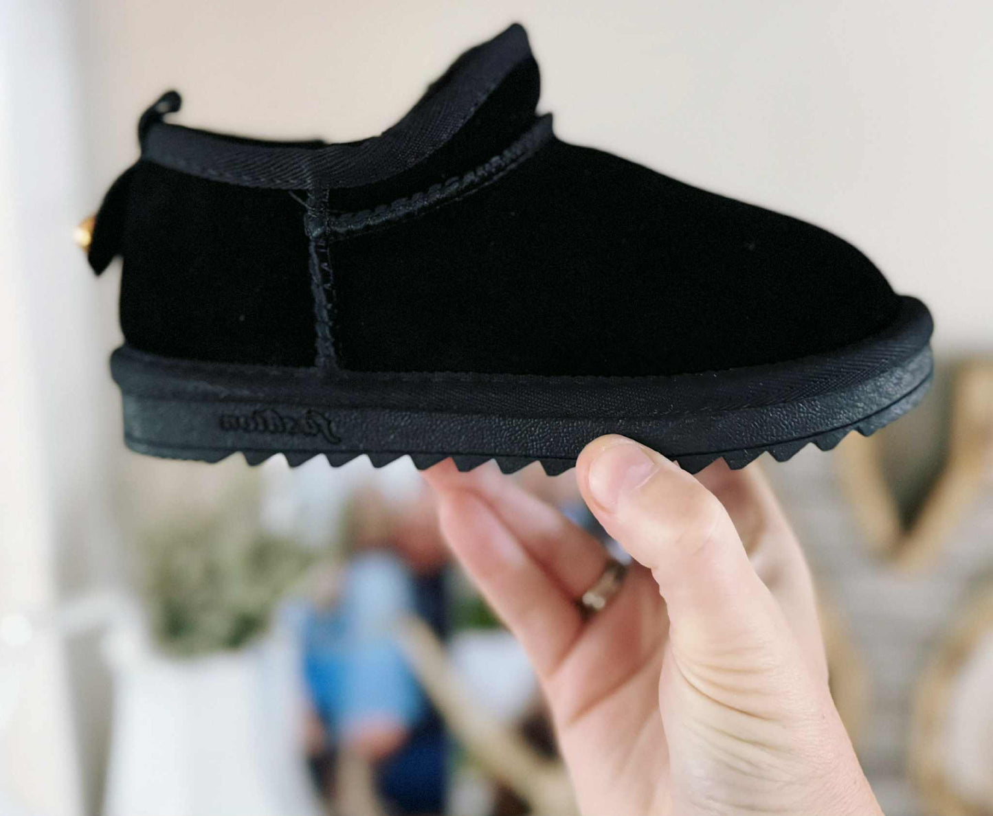 Preorder: Faux Fur and Suede Mini Shortie Boots  ( bestseller) BK1-BK4.5 1.19.26