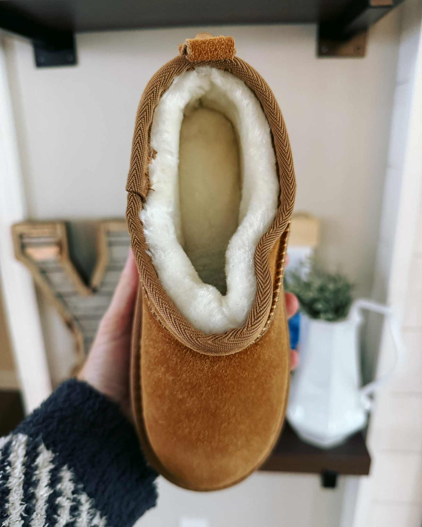 PREORDER: Faux Fur and Suede Mini Shortie Boots (SIZES 5.5-13) BESTSELLER 1.19.26