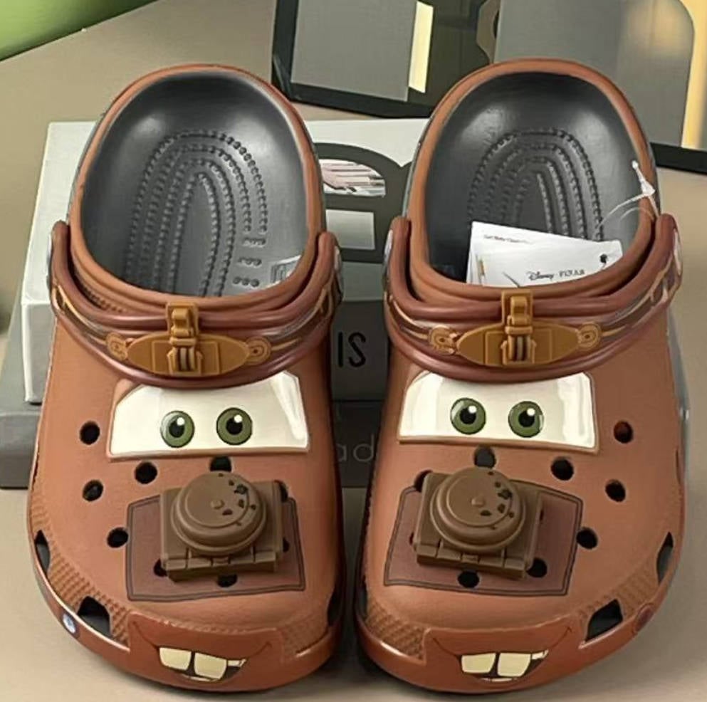 PREORDER: Kids All-Day Play Slip-Ons 3.30.26 osym