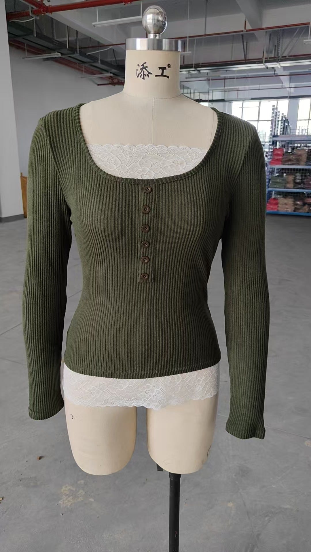 PREORDER: In The Wind Lace Layered Top 1.19.26 osym