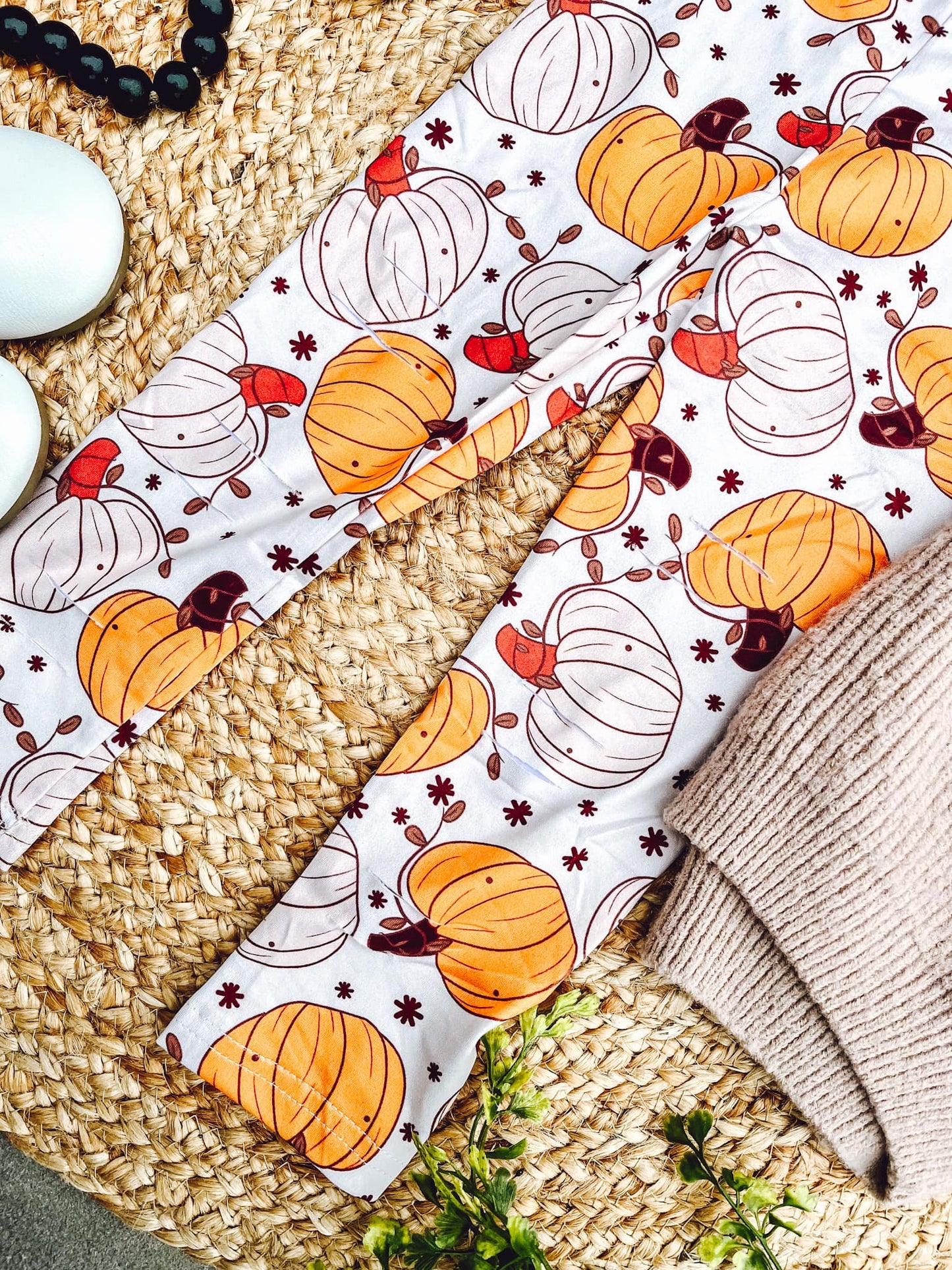RTS: EVERYONES FAV CUTOUT LEGGINGS!-