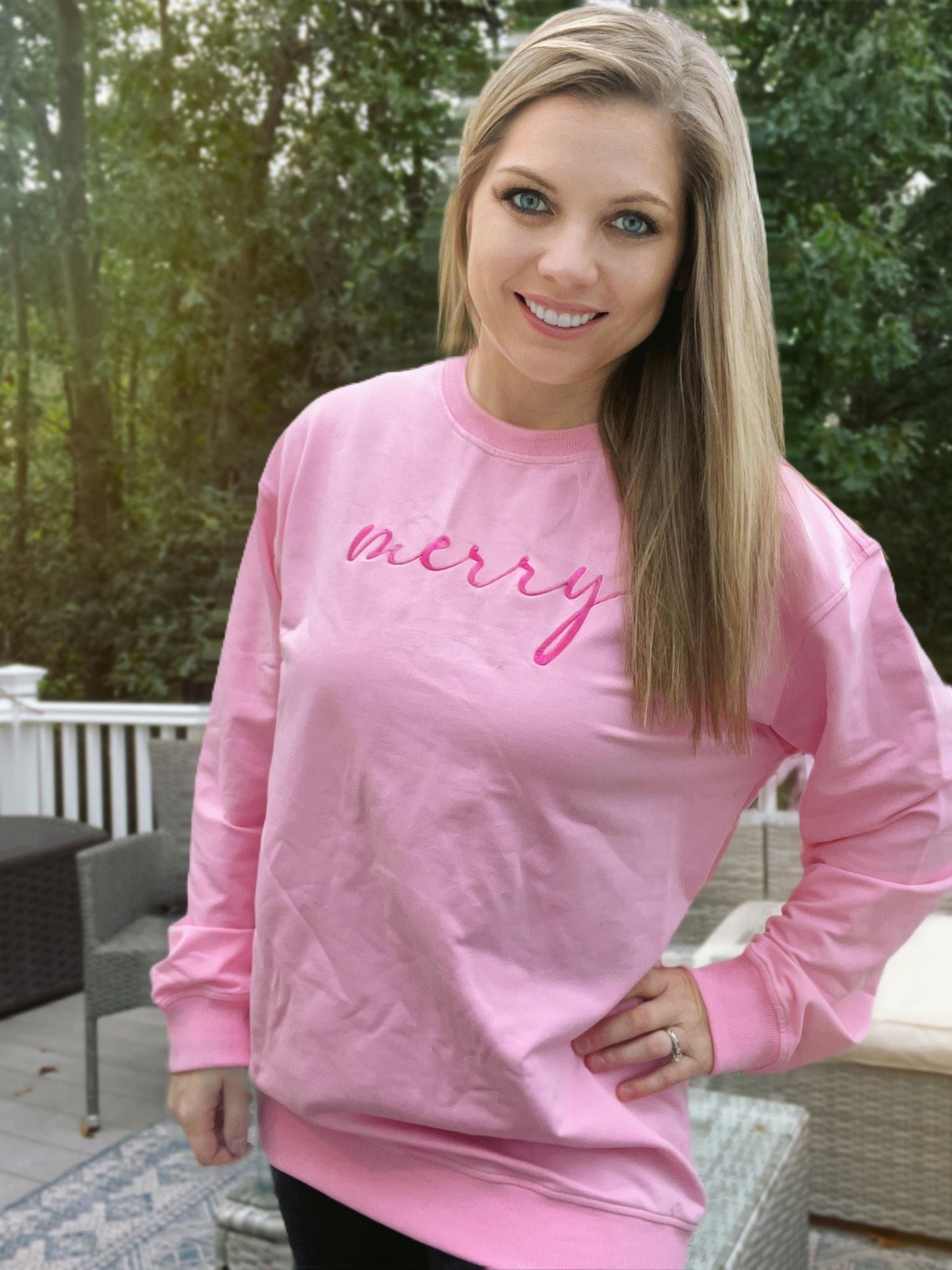 RTS: FOREVER3AM BRANDED Merry Crewneck*