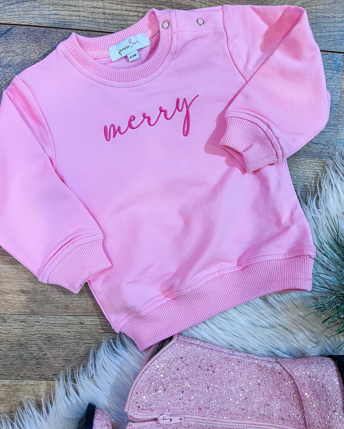 RTS: FOREVER3AM BRANDED Merry Crewneck*