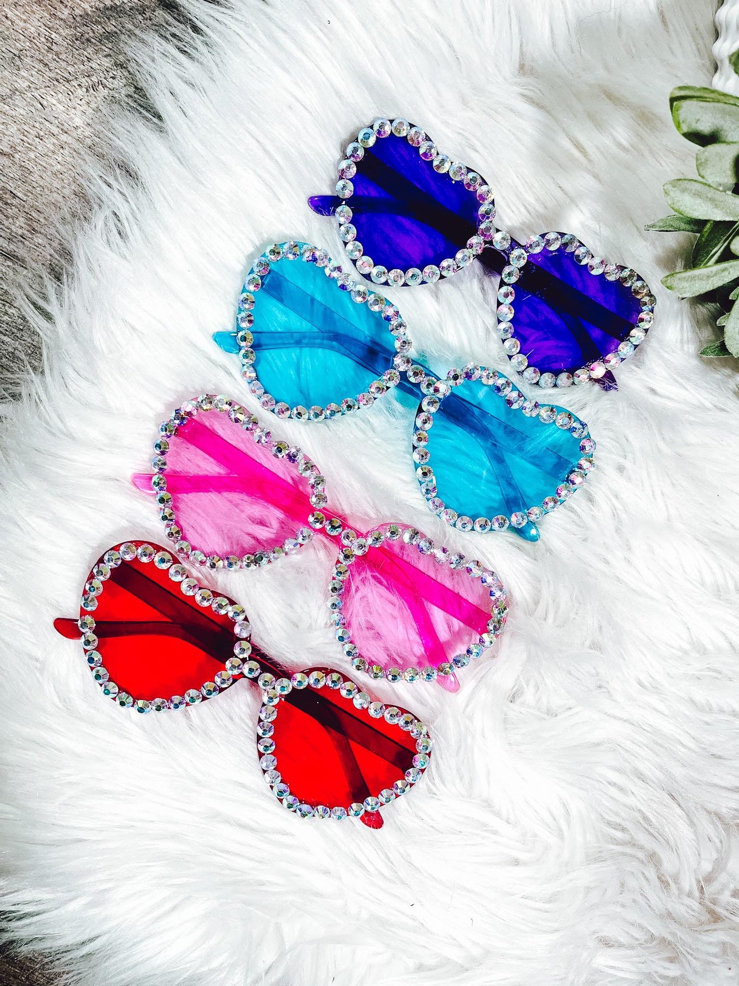 RTS: Heart Shaped Sunnies Glasses
