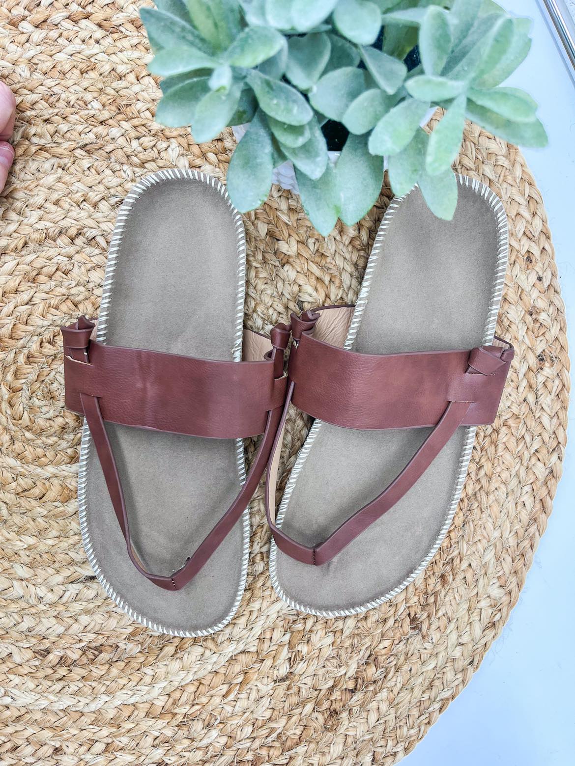 RTS: Strappy Sandal-