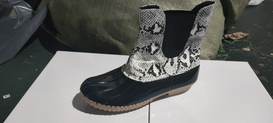 RTS: DUCK Boots (no flannel inside shoe)-