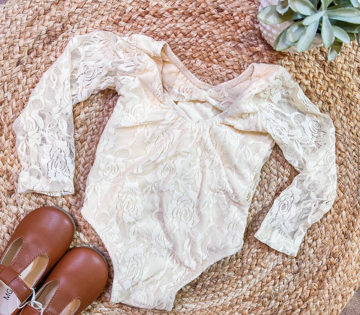 RTS: Lace Bow Back Leos-